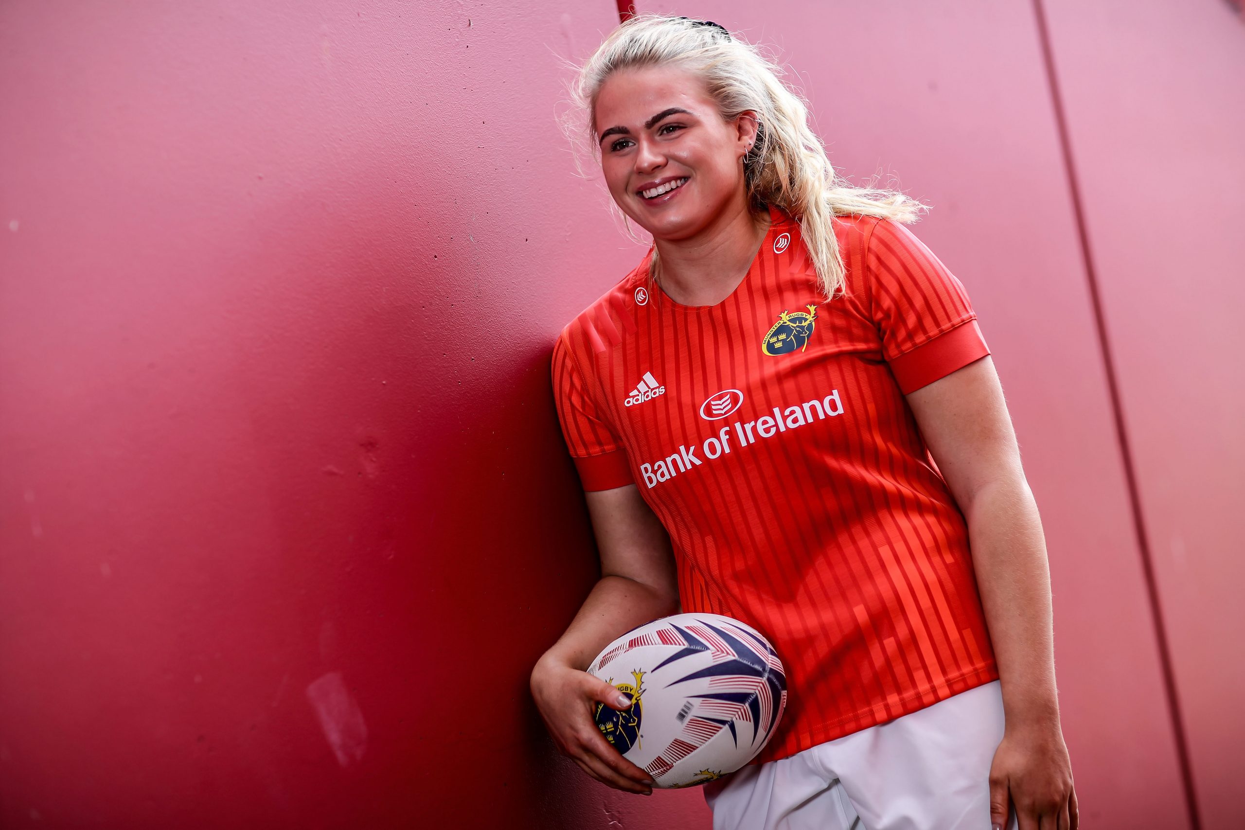 Munster player and Ireland international Dorothy Wall in the unisex Munster home jersey.