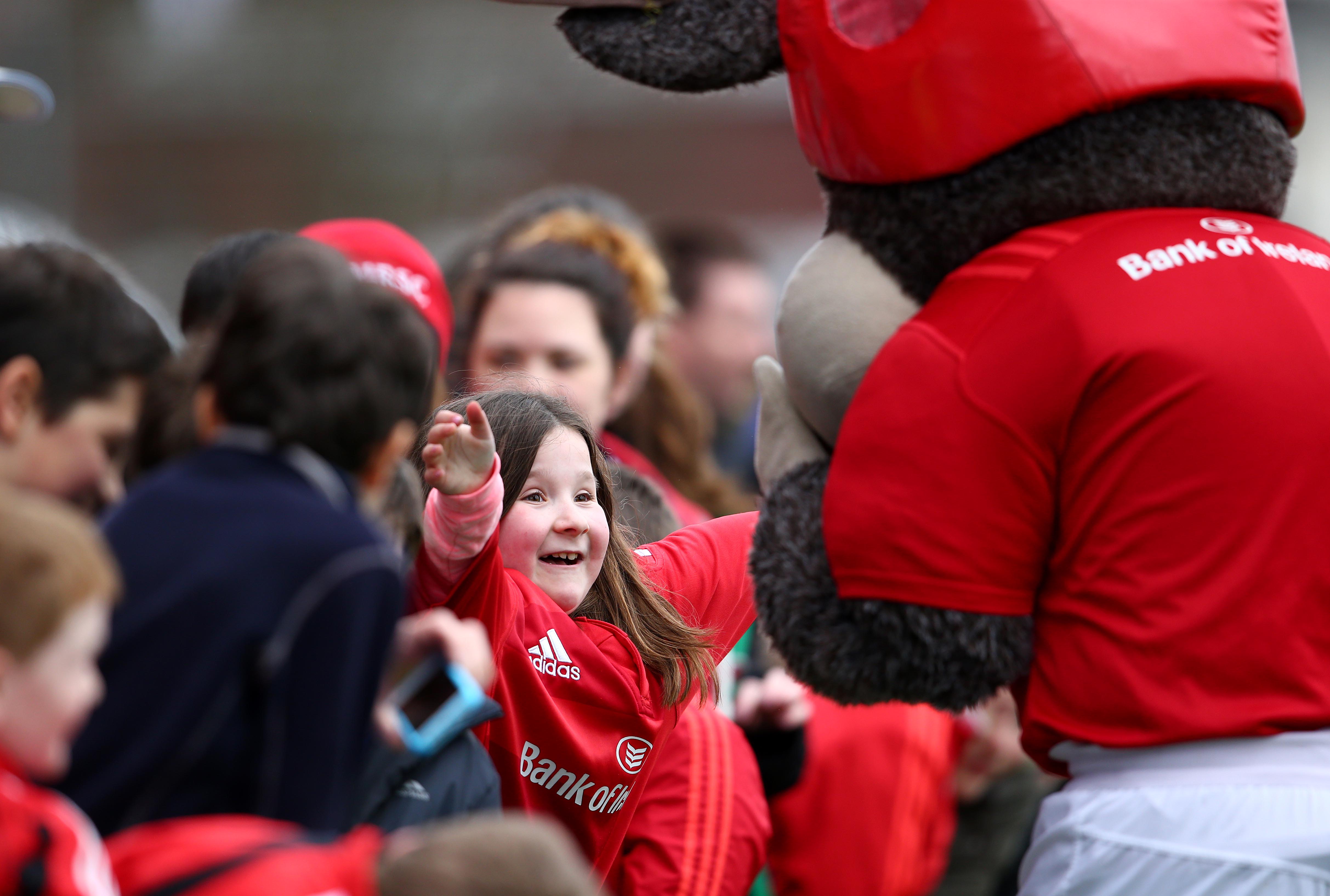 Munster Rugby mascot Oscar will be meeting young supporters in the Bank of Ireland Family Funzone.
