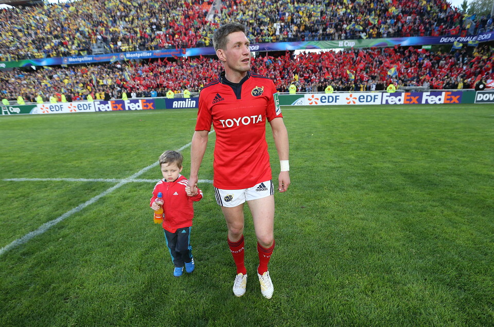 Ronan O'Gara says farewell to the Munster supporters after his final game for the province
