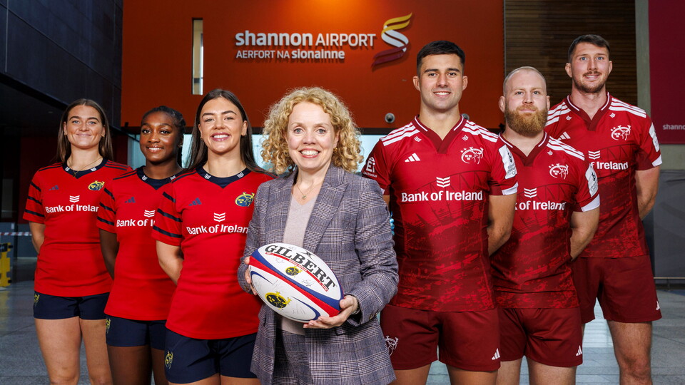  Pictured at Shannon Airport with Vanessa McTigue, Commercial Director of The Shannon Airport Group are L-R  Jane Clohessy, Chisom Ugwueru, Maeve Óg O’Leary, Dan Kelly, Jeremy Loughman and Tom Ahern